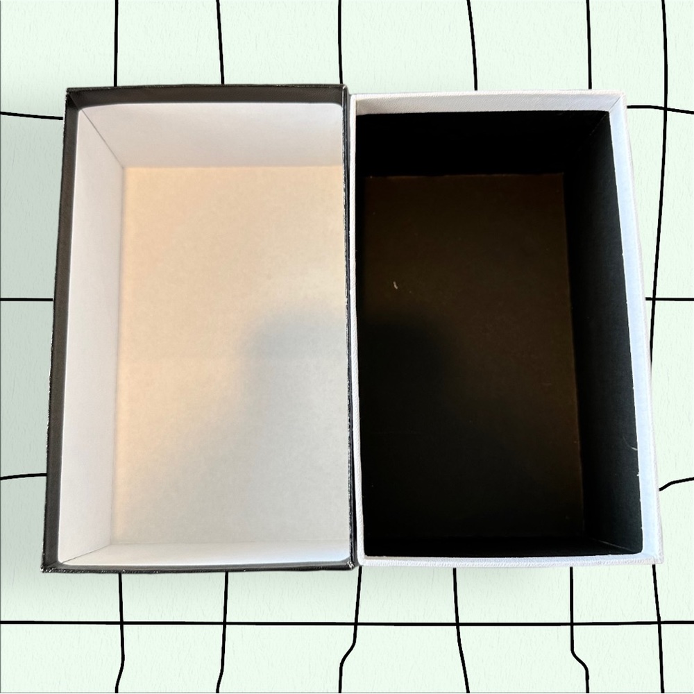 Chanel Box (B) - Picture 7 of 7